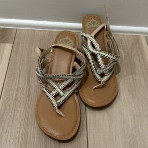 VGUC Fergalicious Brand Size 8.5 Rhinestone Short Wedge Summer Sandals